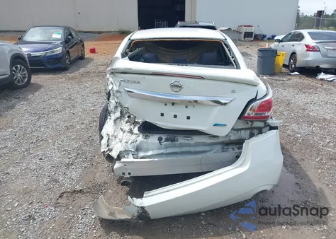 2014 Nissan Altima 2.5 S z USA, uszkodzony, nr VIN 1N4AL3AP3EN214036